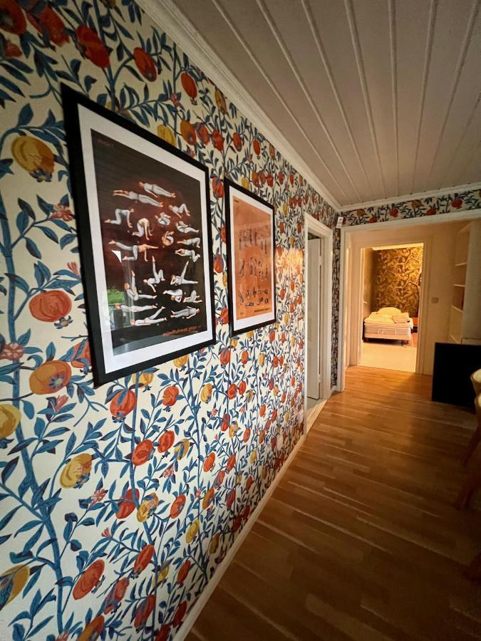 Idylliskt Hus Med Sjoeutsikt. Villa Östhammar Екстериор снимка