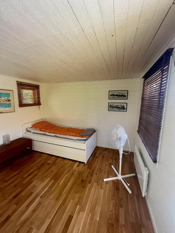 Idylliskt Hus Med Sjoeutsikt. Villa Östhammar Екстериор снимка